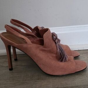 Elegant Tassel Slingback Heels Charles And Keith Size 8.5 New WO Tags